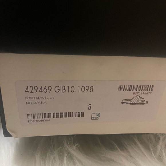 Authentic Mens Gucci slides - Picture 9 of 9